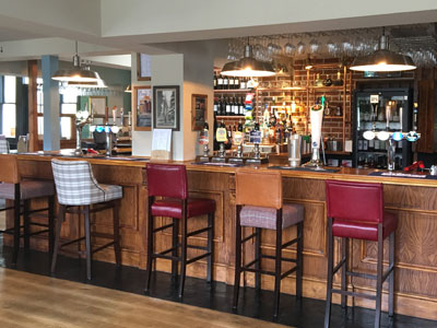 sunningdale pub bar